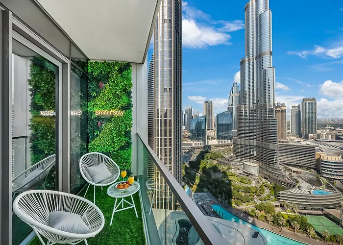 Smartstay At Grande Signature - Burj Khalifa View - 5 Min Dubai Mall - Downtown Dubai - Brand New Luxury Apartments